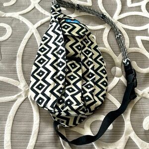 Kavu Black and White Crossbody Bag